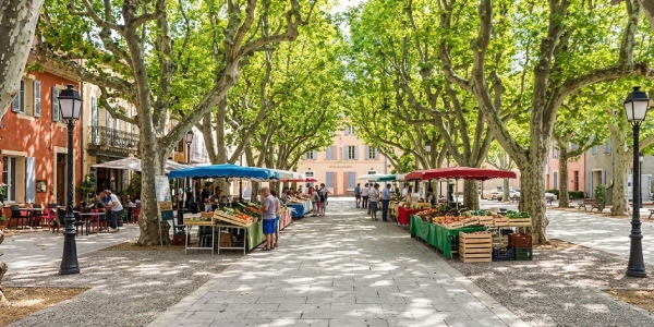 marché de villecroze provence
