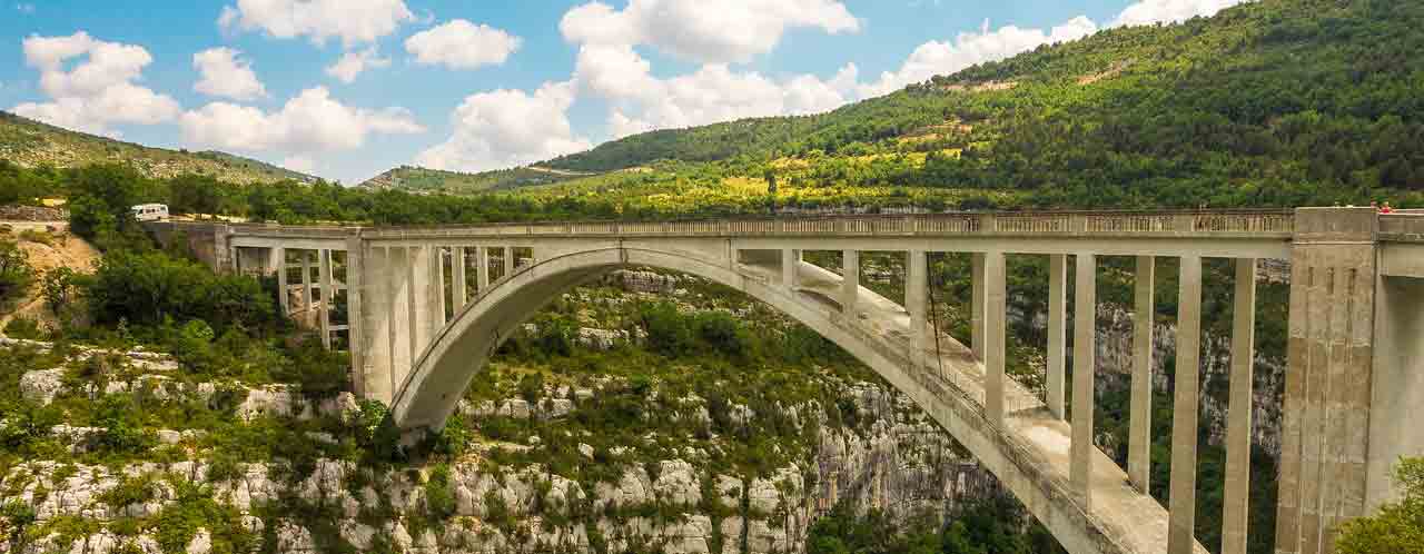 pont artuby elastique