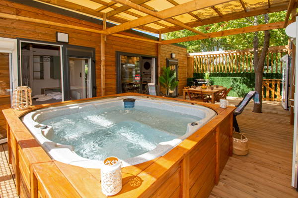 spa privatif camping luxe verdon