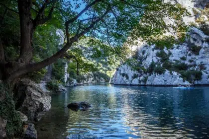 Camping Gréoux les Bains 13 header quinson