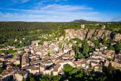 Cotignac 3 header village cotignac