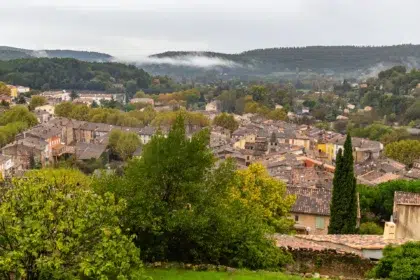 Cotignac 32 header villages salernes
